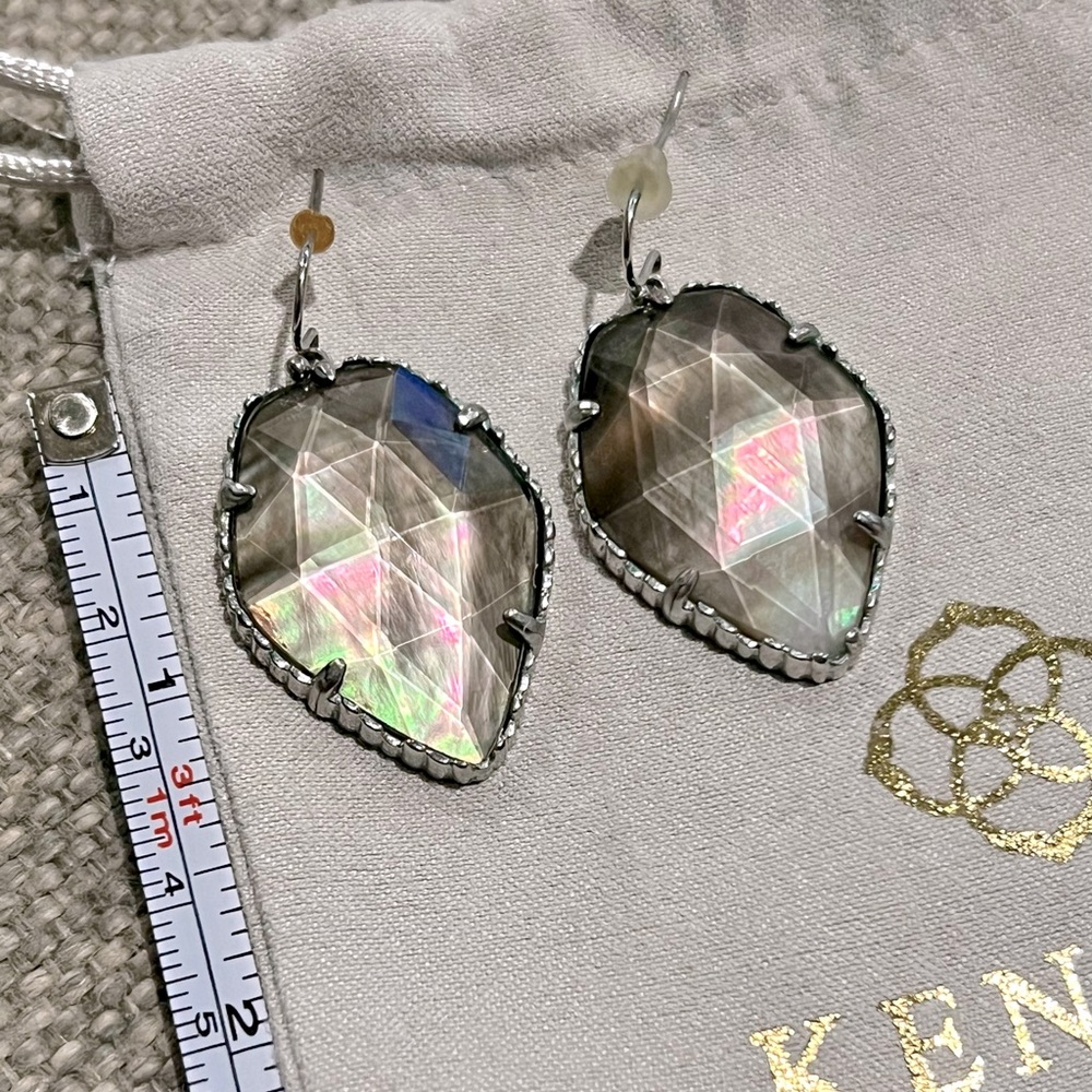 Kendra Scott Corley Silver Drop Earrings in Black Mother of Pearl - Ltd Edition